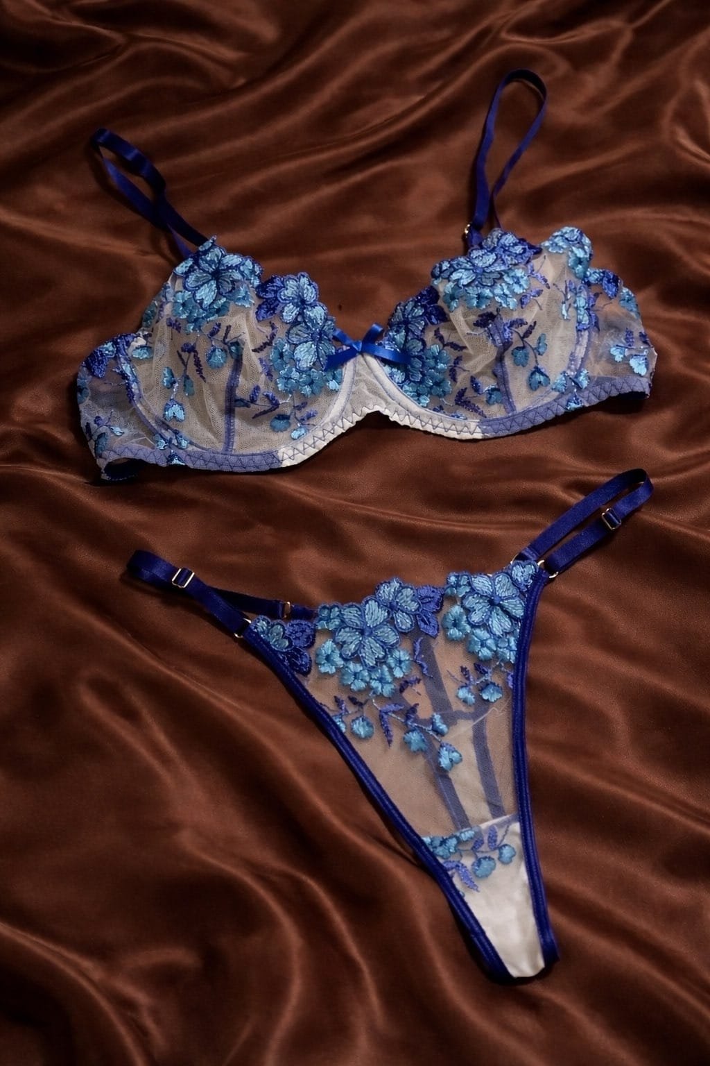 Azure Bloom -Elara - Image 2